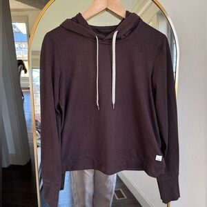 Vuori women’s halo essential hoodie in Java heather